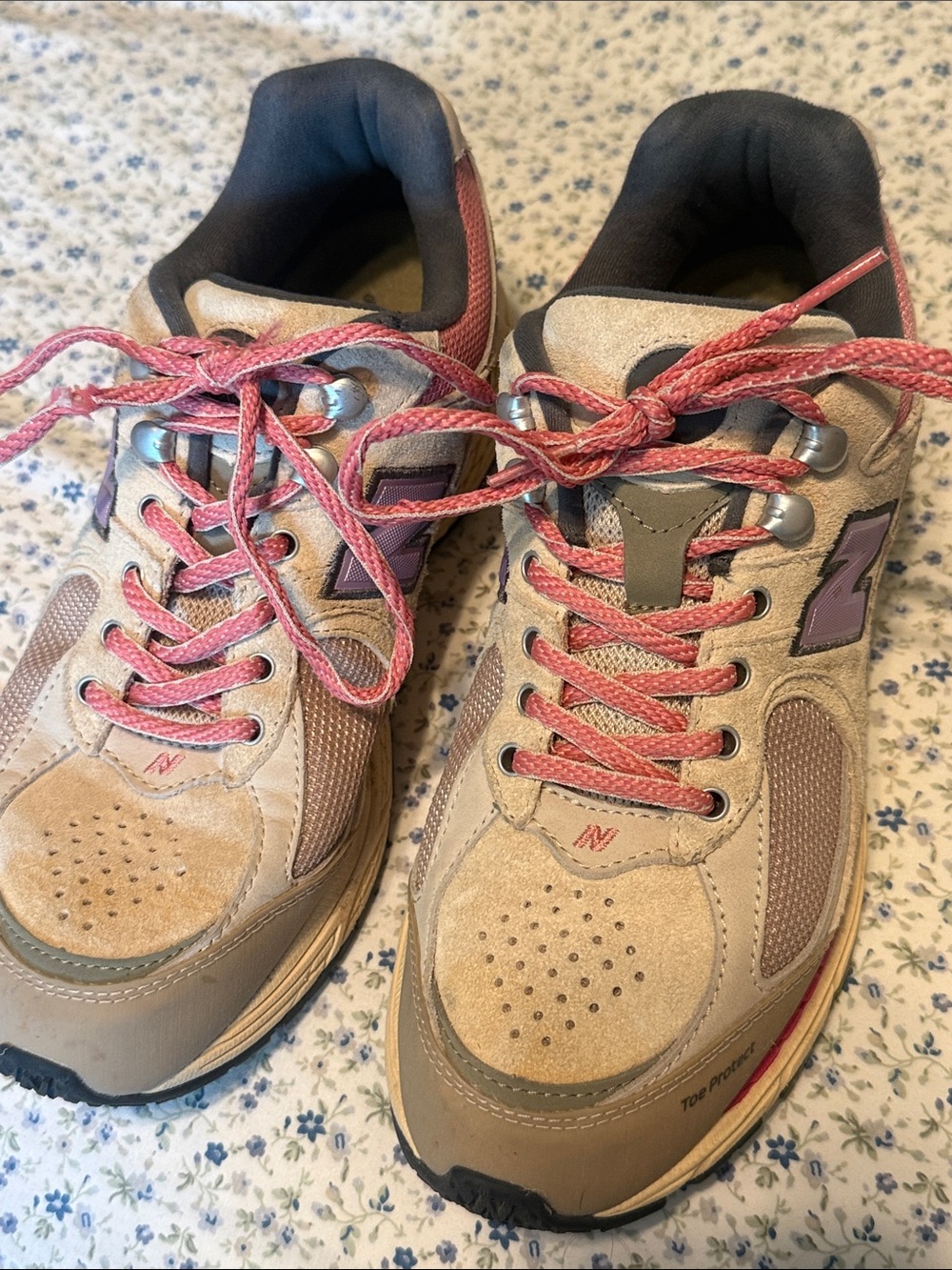 New Balance Sneakers